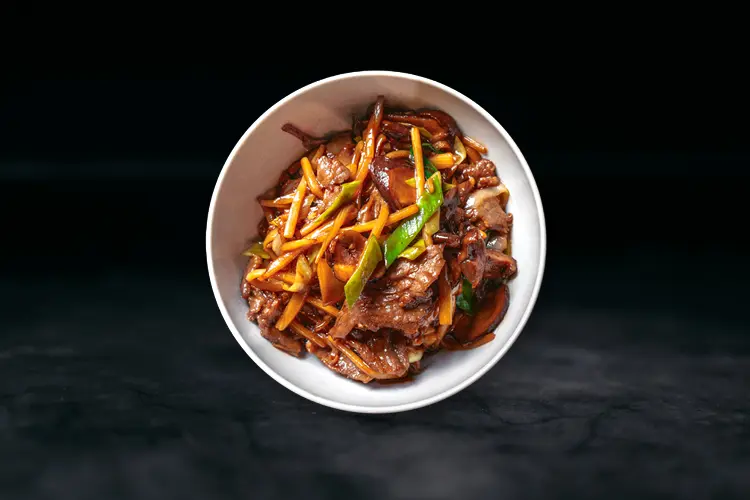 BAMBOO BEEF
